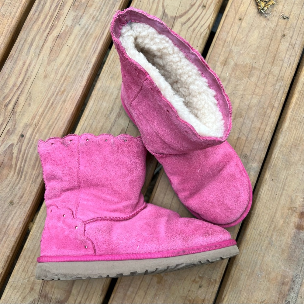UGG Classic mini bright pink suede boot